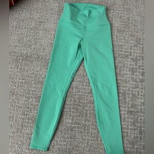 Alo yoga 7/8 HIGH-WAIST AIRBRUSH LEGGING
Lettuce / XXS